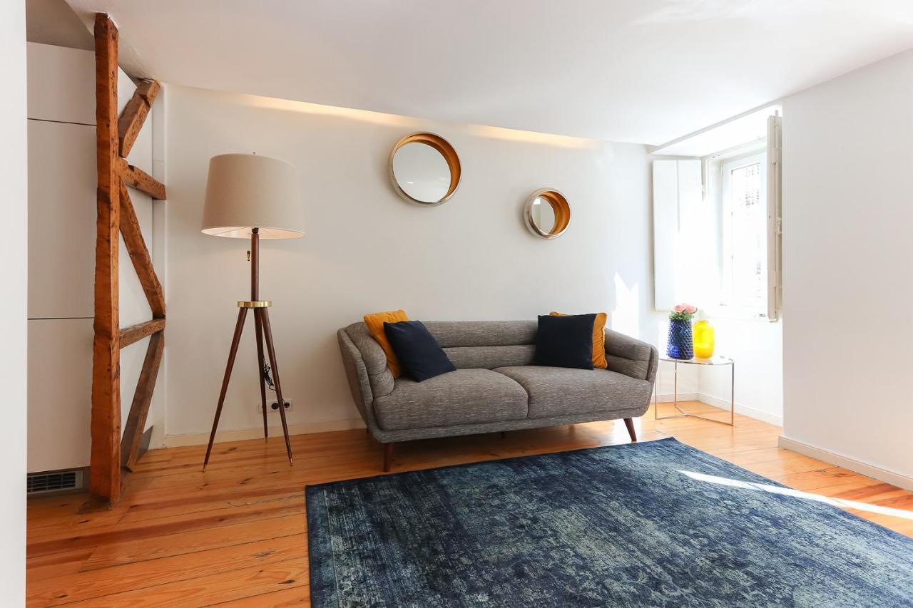 Charming And Stylish Downtown Apt In XIX Century Building Lisboa المظهر الخارجي الصورة